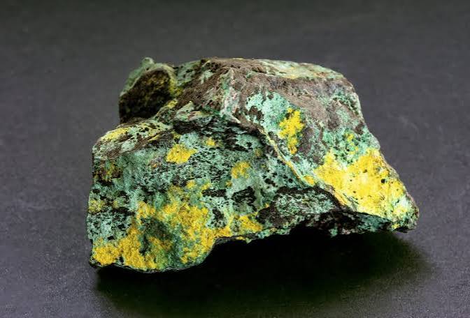 Selênio Mineral